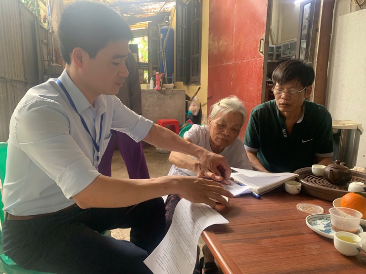 Xã Chương Dương đưa “dịch vụ công đến gần dân”- Ảnh 1.