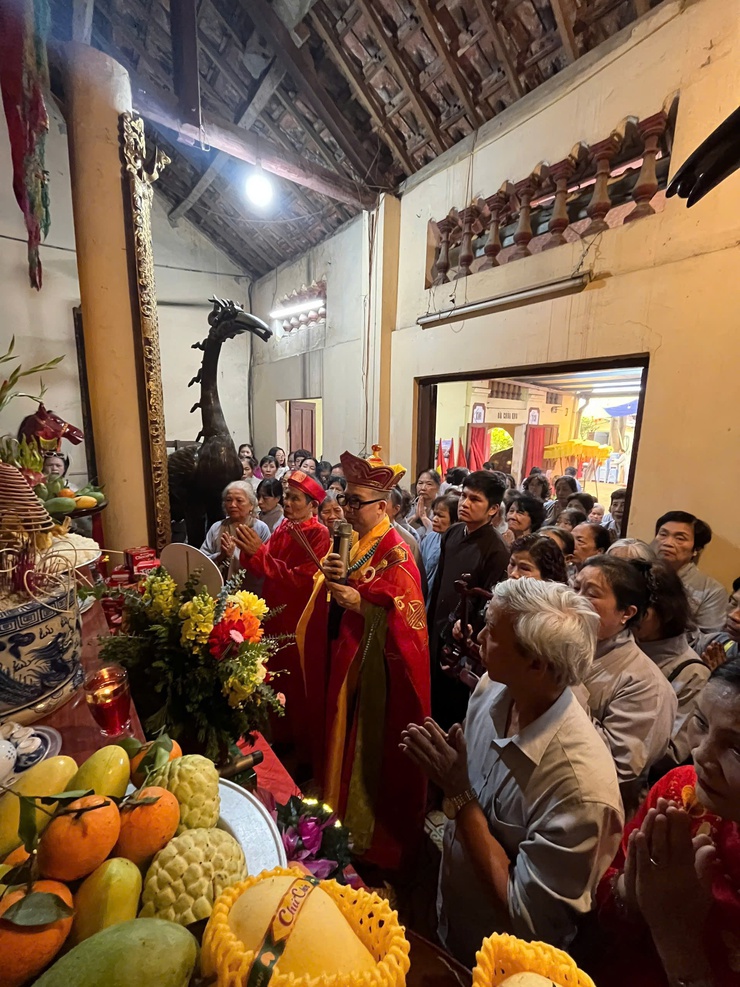 PHƯỜNG BẠCH MAI TỔ CHỨC LỄ HỘI TRUYỀN THỐNG

ĐÌNH VĂN HƯNG VÀO NGÀY 14/3 VÀ 15/3 ÂM LỊCH- Ảnh 2.