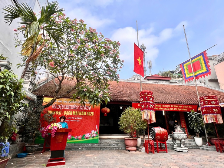 PHƯỜNG BẠCH MAI TỔ CHỨC LỄ HỘI TRUYỀN THỐNG

ĐÌNH ĐẠI VÀO NGÀY 15/3 VÀ 16/3 ÂM LỊCH- Ảnh 3.