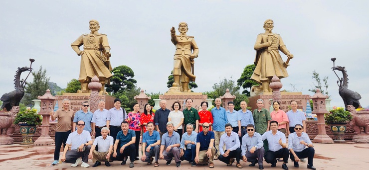 Ban Thanh tra nhân dân phường Long Biên tổ chức tham quan, học tập tại thành phố Hải Phòng- Ảnh 2.
