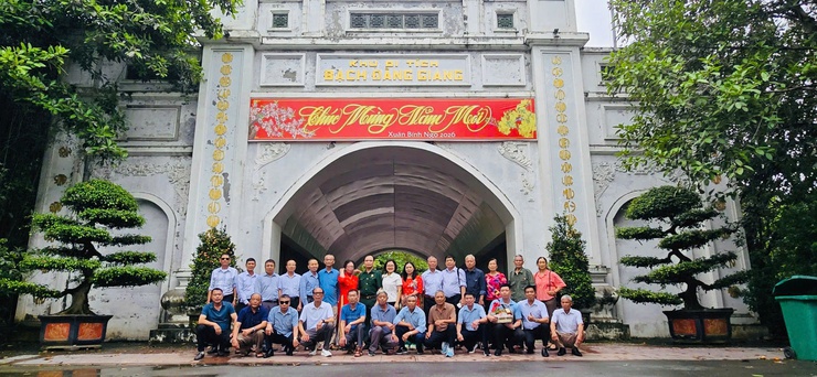 Ban Thanh tra nhân dân phường Long Biên tổ chức tham quan, học tập tại thành phố Hải Phòng- Ảnh 1.