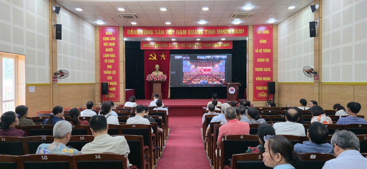 Phường Long Biên tham dự Hội nghị trực tuyến tổng kết triển khai Đại hội đại biểu nhân dân năm 2026- Ảnh 2.