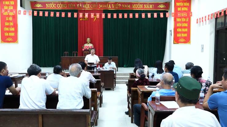 ĐỒNG CHÍ MAI XUÂN TRƯỜNG, BÍ THƯ ĐẢNG ỦY DỰ SINH HOẠT CHI BỘ THƯỜNG KỲ THÁNG 5 TẠI THÔN TIÊN LỮ
- Ảnh 8.