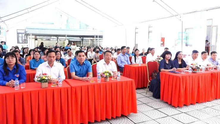 Xã Bình Minh phát động Tháng hành động về an toàn, vệ sinh lao động và tháng công nhân năm 2026- Ảnh 1.