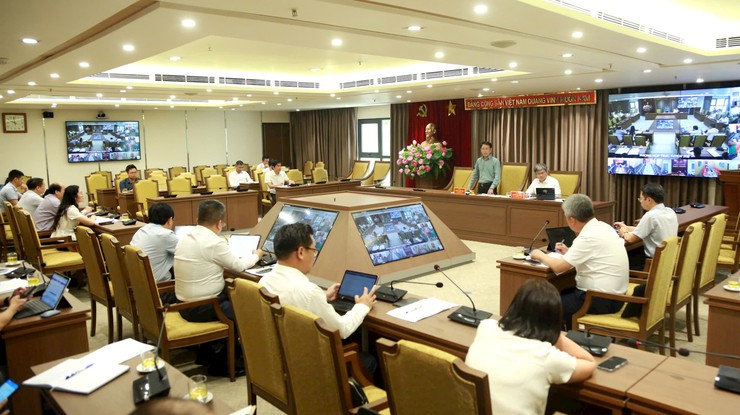 Hà Nội chỉ đạo gỡ vướng mặt bằng, bảo đảm tiến độ công trình trọng điểm- Ảnh 1.