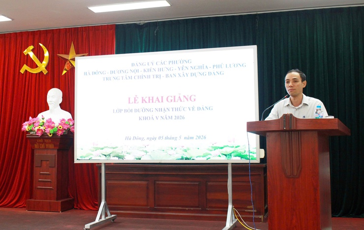 Trung tâm Chính trị phường Hà Đông khai giảng lớp bồi dưỡng nhận thức về Đảng khóa V năm 2026- Ảnh 1.