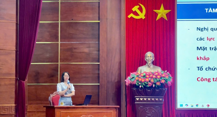 PHÚC THỌ: TẬP HUẤN NGHIỆP VỤ VIẾT TIN, BÀI ĐẤU TRANH TRÊN KHÔNG GIAN MẠNG NĂM 2026- Ảnh 1.