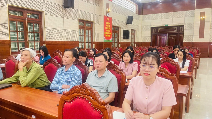 PHÚC THỌ: TẬP HUẤN NGHIỆP VỤ VIẾT TIN, BÀI ĐẤU TRANH TRÊN KHÔNG GIAN MẠNG NĂM 2026- Ảnh 6.