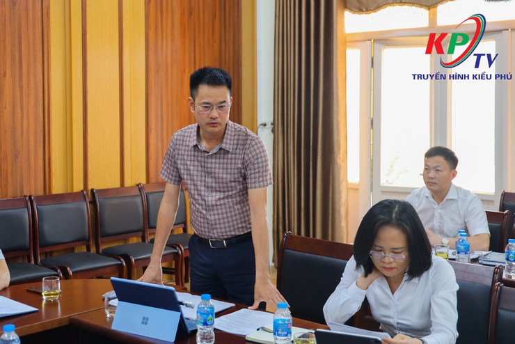 Đảng ủy xã Kiều Phú giao ban với UBND xã, quyết liệt tháo gỡ khó khăn, đẩy nhanh tiến độ các cụm công nghiệp trên địa bàn- Ảnh 4.