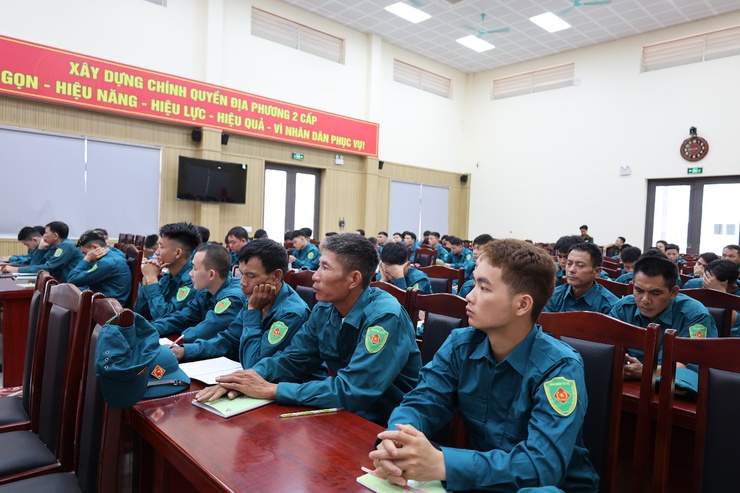 Xã Tiến Thắng Khai mạc huấn luyện lực lượng dân quân cơ động năm 2026- Ảnh 3.
