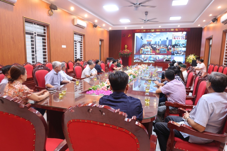 Chính phủ sẽ sớm ban hành hướng dẫn sắp xếp thôn, tổ dân phố- Ảnh 2.