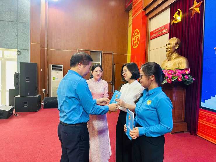 TỔ CHỨC LỄ PHÁT ĐỘNG THÁNG HÀNH ĐỘNG AN TOÀN, VỆ SINH LAO ĐỘNG VÀ THÁNG CÔNG NHÂN NĂM 2026- Ảnh 2.