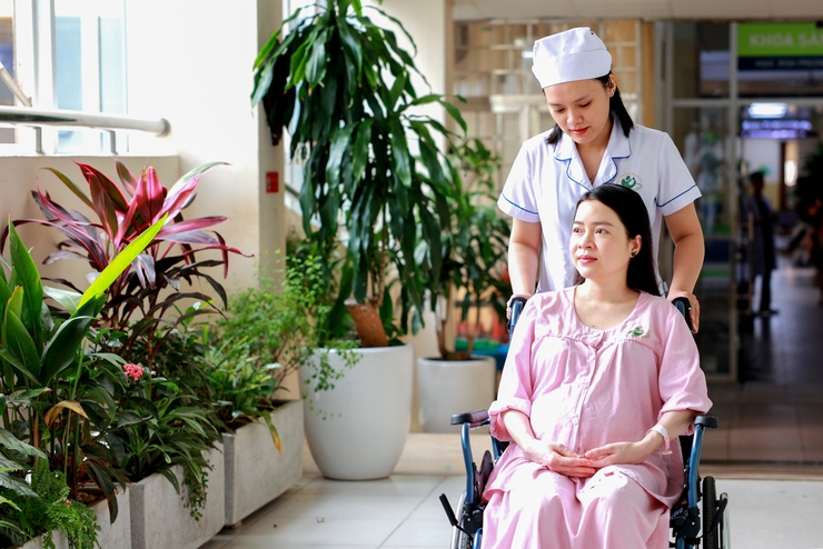 Điều dưỡng – "mắt xích" then chốt nâng cao chất lượng chăm sóc người bệnh- Ảnh 3.