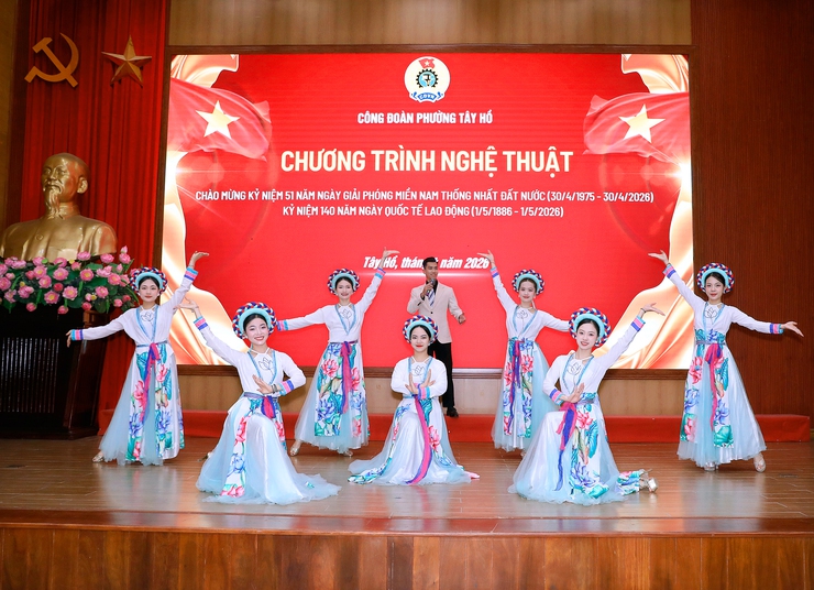 Phường Tây Hồ tổ chức lễ phát động hưởng ứng tháng hành động về an toàn, vệ sinh lao động và tháng công nhân năm 2026- Ảnh 1.