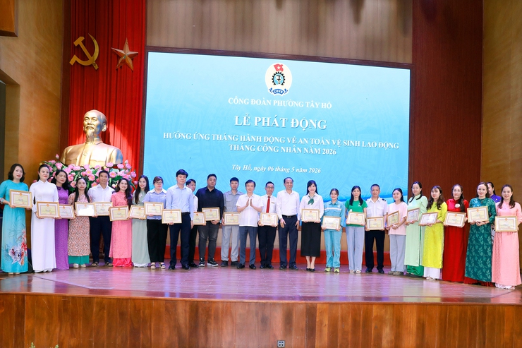 Phường Tây Hồ tổ chức lễ phát động hưởng ứng tháng hành động về an toàn, vệ sinh lao động và tháng công nhân năm 2026- Ảnh 6.