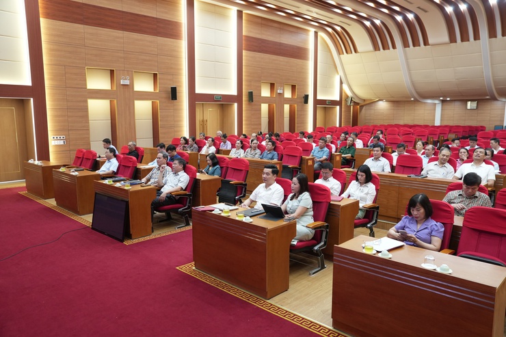 Xã Gia Lâm tham dự trực tuyến Hội nghị Đại biểu Quốc hội tiếp xúc cử tri sau kỳ họp thứ nhất, Quốc hội khóa XVI- Ảnh 2.