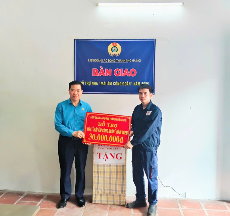 CÔNG ĐOÀN XÃ NỘI BÀI BÀN GIAO “MÁI ẤM CÔNG ĐOÀN” CHO CÔNG NHÂN CÓ HOÀN CẢNH KHÓ KHĂN- Ảnh 4.