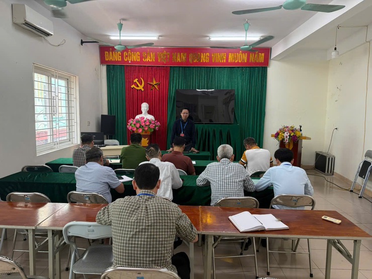 UBND phường Long Biên làm việc với các tổ dân phố về giải quyết kiến nghị của Nhân dân- Ảnh 2.
