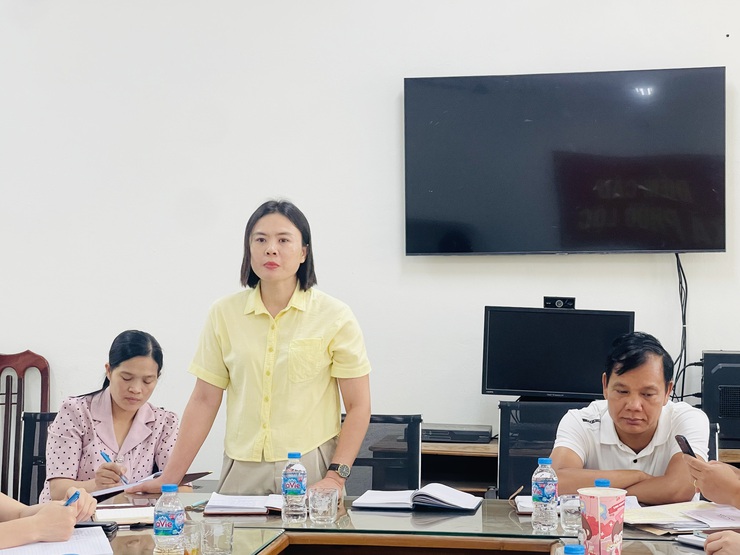 Chi bộ Trung tâm Dịch vụ tổng hợp xã Phúc Lộc tổ chức sinh hoạt thường kỳ và chuyên đề tháng 5/2026- Ảnh 5.