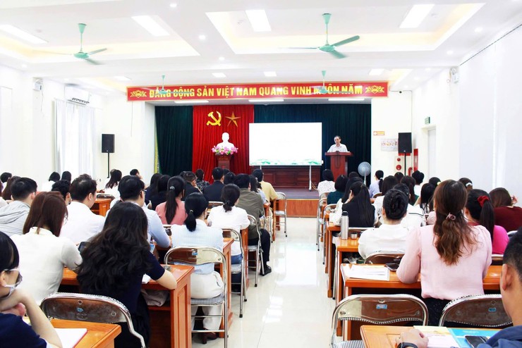 Quần chúng ưu tú phường Dương Nội tham dự Lớp bồi dưỡng nhận thức về Đảng khoá V năm 2026- Ảnh 1.