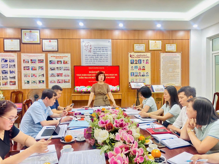Tăng cường kiểm tra thực hiện dân chủ trong trường học, ghi nhận tại trường THCS Ba Đình- Ảnh 1.
