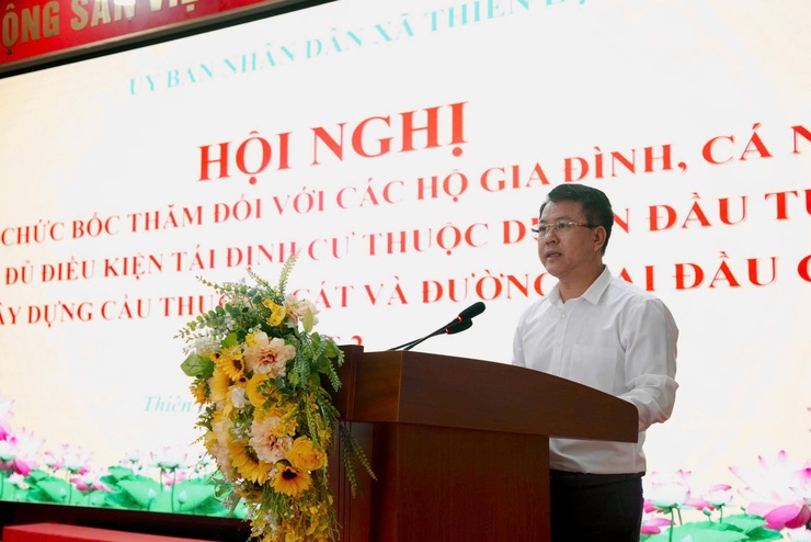 Thiên Lộc: 6/6 hộ dân bốc thăm tái định cư dự án cầu Thượng Cát, đảm bảo công khai, minh bạch- Ảnh 3.