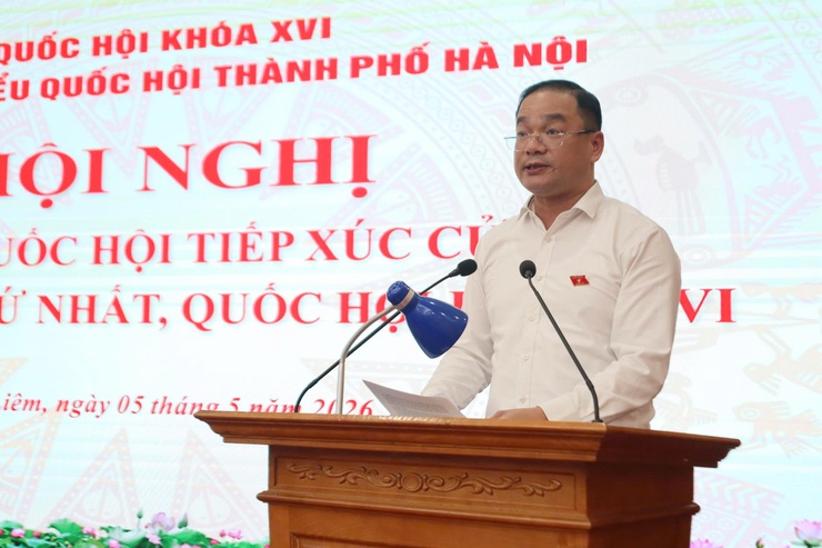 Đại biểu Quốc hội thành phố Hà Nội - Đơn vị bầu cử số 4 tiếp xúc cử tri sau kỳ họp thứ nhất

- Ảnh 3.
