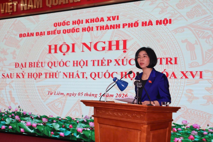 Đại biểu Quốc hội thành phố Hà Nội - Đơn vị bầu cử số 4 tiếp xúc cử tri sau kỳ họp thứ nhất

- Ảnh 5.