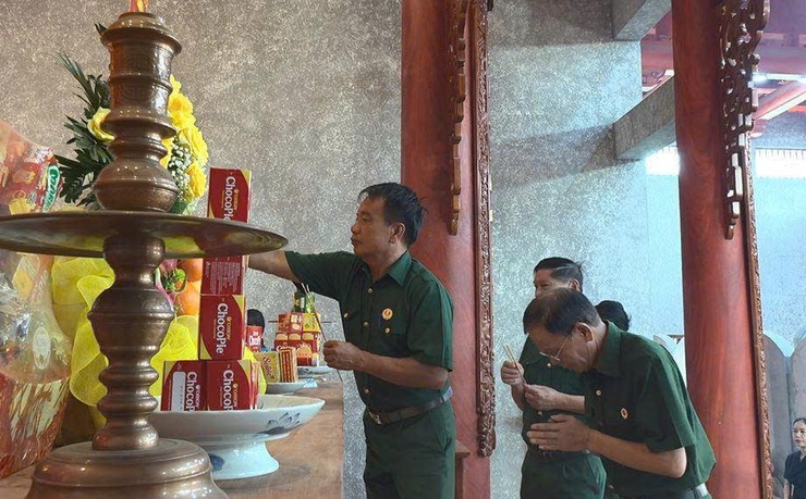 Ủy ban MTTQ Việt Nam xã Phúc Thọ phát động thi đua cao điểm chào mừng kỷ niệm 136 năm Ngày sinh Chủ tịch Hồ Chí Minh- Ảnh 4.