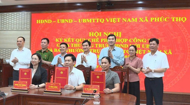 PHÚC THỌ: KÝ KẾT QUY CHẾ PHỐI HỢP CÔNG TÁC GIỮA HĐND – UBND – ỦY BAN MTTQ VIỆT NAM XÃ NHIỆM KỲ 2026–2031- Ảnh 9.