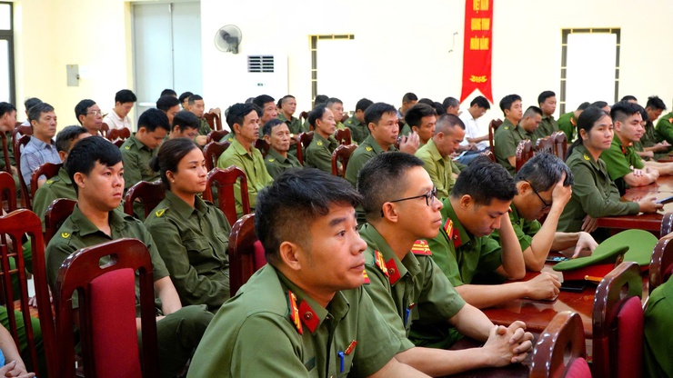 BAN CHỈ ĐẠO 197 XÃ DÂN HOÀ RA QUÂN ĐẢM BẢO TRẬT TỰ AN TOÀN GIAO THÔNG, TRẬT TỰ CÔNG CỘNG- Ảnh 3.