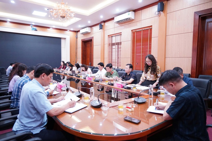 Phường Chương Mỹ giao ban, đẩy nhanh tiến độ giải phóng mặt bằng dự án cải tạo, nâng cấp Quốc lộ 6- Ảnh 1.