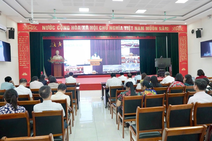 Đại biểu Quốc hội khóa XVI - Đơn vị bầu cử số 10 tiếp xúc cử tri sau kỳ họp thứ nhất của Quốc hội- Ảnh 7.