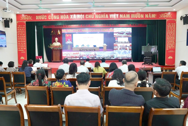 Đại biểu Quốc hội khóa XVI - Đơn vị bầu cử số 10 tiếp xúc cử tri sau kỳ họp thứ nhất của Quốc hội- Ảnh 1.