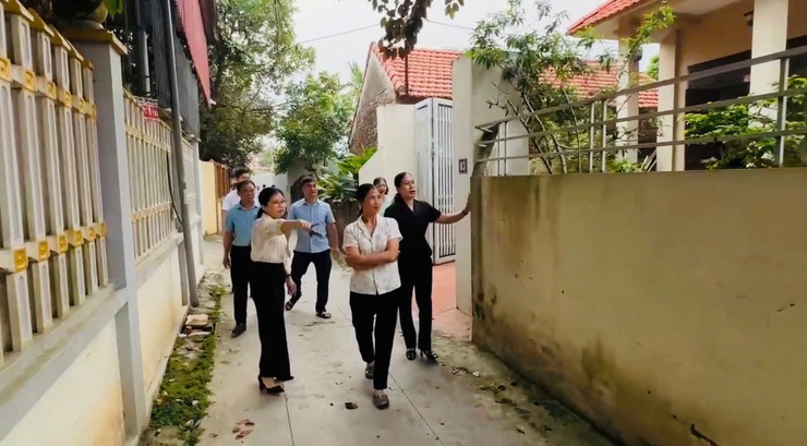THÔN DUM GÓP SỨC LAN TỎA PHONG TRÀO HIẾN ĐẤT MỞ ĐƯỜNG TẠI XÃ PHÚC THỌ- Ảnh 2.