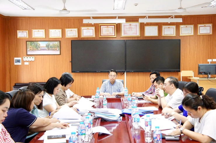 Tăng cường kiểm tra công tác y tế trường học tại Trường THPT Tây Hồ, đảm bảo môi trường học đường an toàn, lành mạnh- Ảnh 1.