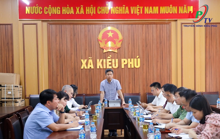 UBND xã Kiều Phú tổ chức hội nghị họp tập thể thành viên Uỷ ban triển khai một số nhiệm vụ trọng tâm- Ảnh 1.