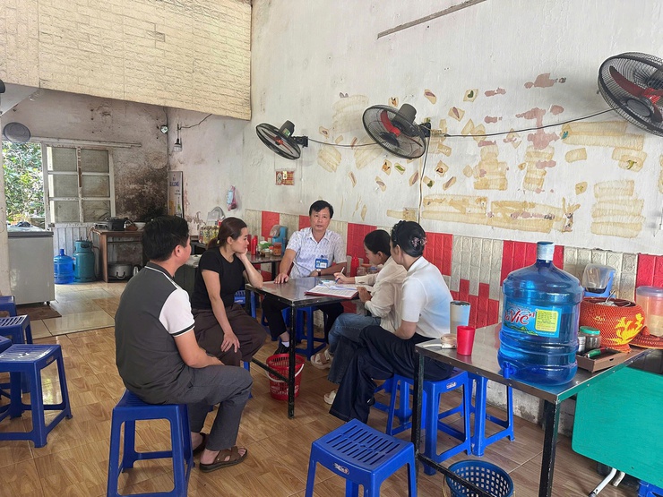 CHỦ ĐỘNG PHÒNG NGỪA NGỘ ĐỘC THỰC PHẨM TẠI DỊCH VỤ ĂN UỐNG VÀ THỨC ĂN ĐƯỜNG PHỐ- Ảnh 1.