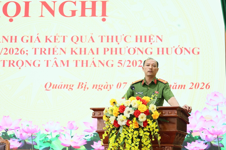 UBND xã Quảng Bị giao ban đánh giá kết quả thực hiện nhiệm vụ tháng 4, triển khai phương hướng, nhiệm vụ trọng tâm tháng 5/2026- Ảnh 10.