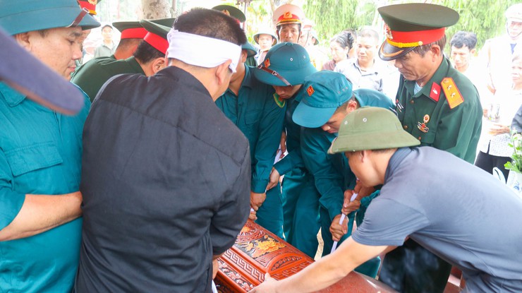 UBND xã Quốc Oai tổ chức Lễ truy điệu và an táng hài cốt Liệt sĩ Trần Văn Bằng- Ảnh 17.