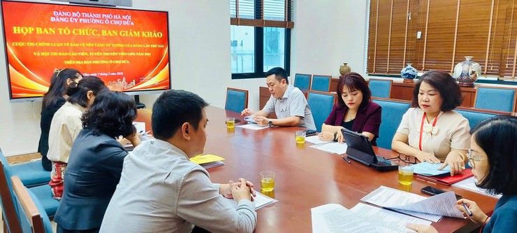 Phường Ô Chợ Dừa tích cực triển khai Cuộc thi chính luận về bảo vệ nền tảng tư tưởng của Đảng lần thứ Sáu và Hội thi Báo cáo viên, tuyên truyền viên giỏi năm 2026- Ảnh 2.