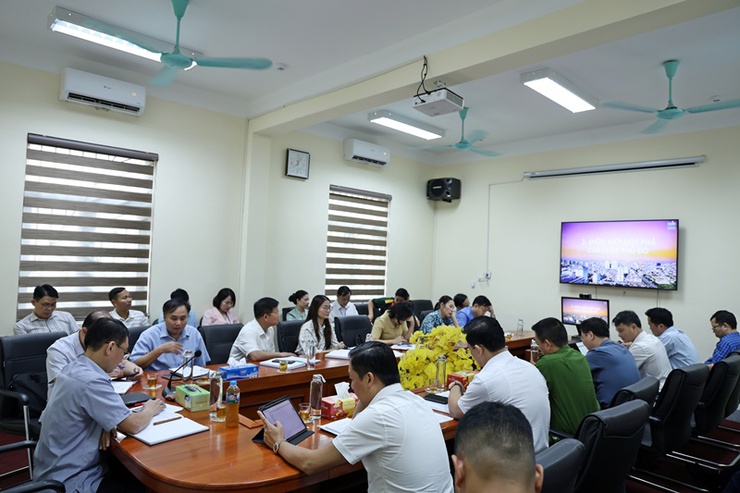 Xã Xuân Mai tham dự hội nghị trực tuyến triển khai thi hành Luật Thủ đô năm 2026 và giao ban định kỳ giữa Thành ủy, HĐND, UBND, Ủy ban MTTQ Việt Nam Thành phố với cơ sở- Ảnh 4.