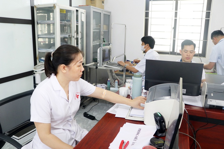 Xã Trần Phú: tổ chức khám sàng lọc ung thư gan và tầm soát bệnh lý tuyến giáp, ổ bụng năm 2026- Ảnh 7.