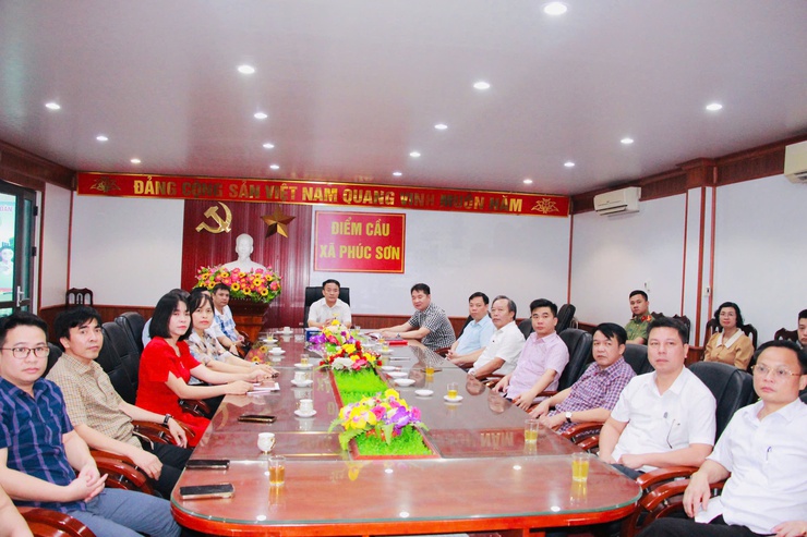 Xã Phúc Sơn tham dự hội nghị trực tuyến quán triệt, triển khai thi hành Luật Thủ đô năm 2026 và giao ban định kỳ giữa Thành ủy với các xã, phường trên địa bàn Thành phố- Ảnh 1.