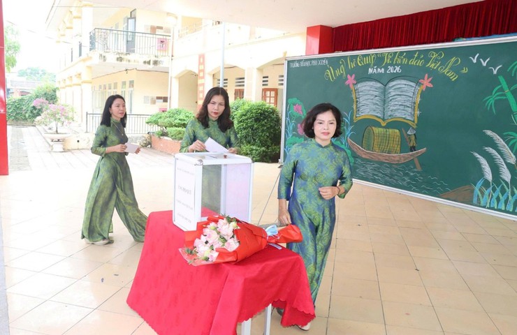 Chung tay hướng về biển đảo – Kết nối từ các trường học xã Phú Xuyên- Ảnh 1.