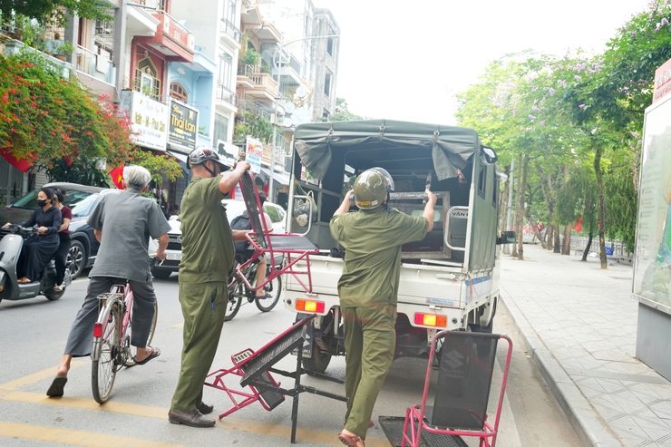 TĂNG CƯỜNG TRẬT TỰ ĐÔ THỊ – GIỮ GÌN MÔI TRƯỜNG SỐNG XANH, SẠCH, ĐẸP- Ảnh 5.