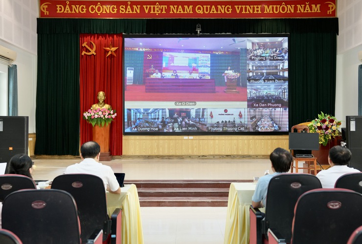 Đoàn ĐBQH sau Kỳ hợp thứ Nhất, Quốc hội khóa XVI tiếp xúc cử tri Đơn vị số 05- Ảnh 1.