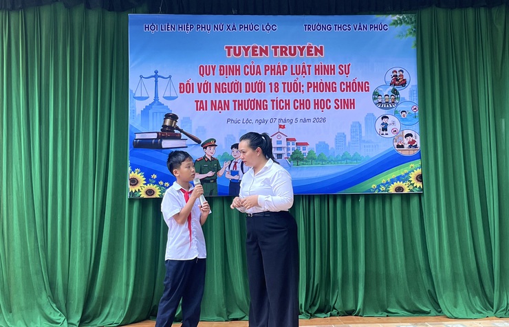 Hội Liên hiệp Phụ nữ xã tổ chức hội nghị tuyên truyền pháp luật hình sự đối với người dưới 18 tuổi; tuyên truyền phòng chống tai nạn thương tích cho học sinh tại trường THCS Vân Phúc- Ảnh 7.