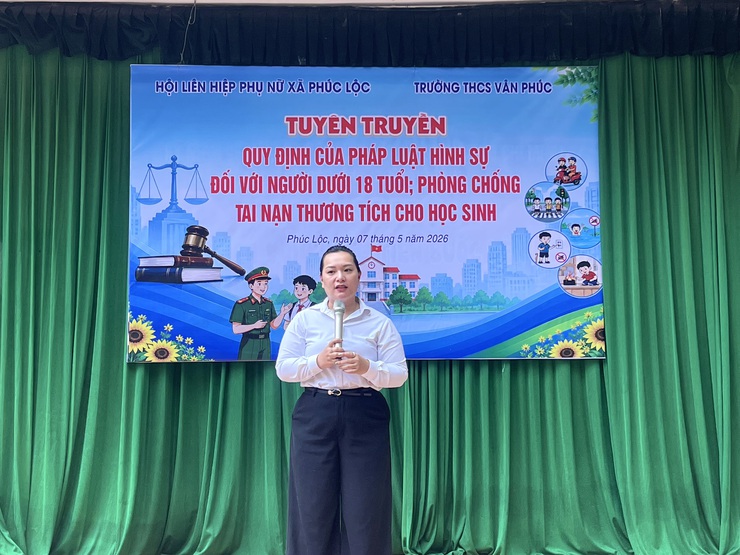 Hội Liên hiệp Phụ nữ xã tổ chức hội nghị tuyên truyền pháp luật hình sự đối với người dưới 18 tuổi; tuyên truyền phòng chống tai nạn thương tích cho học sinh tại trường THCS Vân Phúc- Ảnh 6.