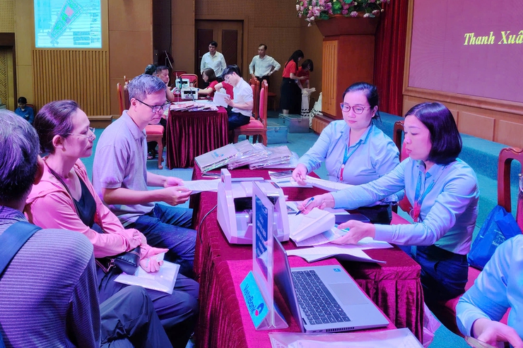Phường Thanh Xuân đẩy nhanh tiến độ chi trả tiền bồi thường Dự án đường Vành đai 2,5- Ảnh 4.